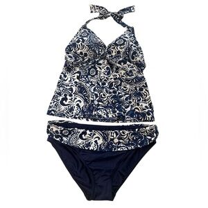 Women’s Ralph Lauren Blue and White Floral Swimwear
Size 12 Bottoms
Size 10 Top